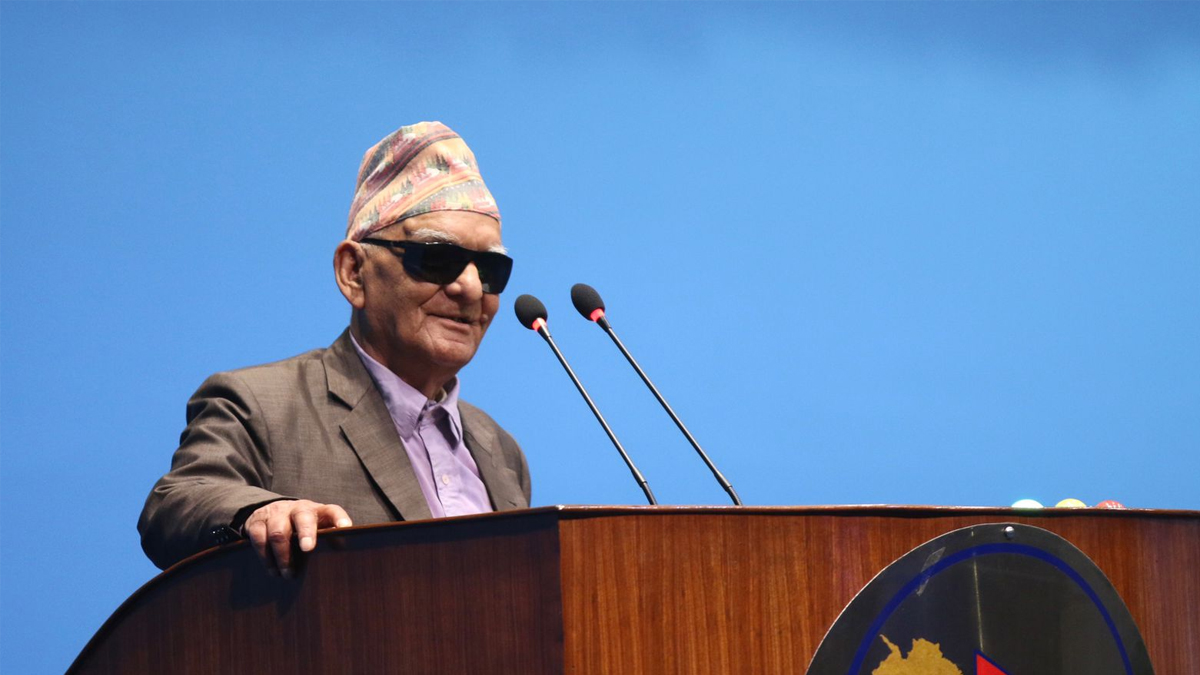 प्रतिनिधि सभामा बजेट माथि छलफल चल्दै गर्दा निदाए चित्रबहादुर केसी